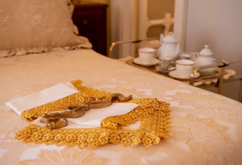 Номер Стандарт с Балконом, Casa Isabella B&b