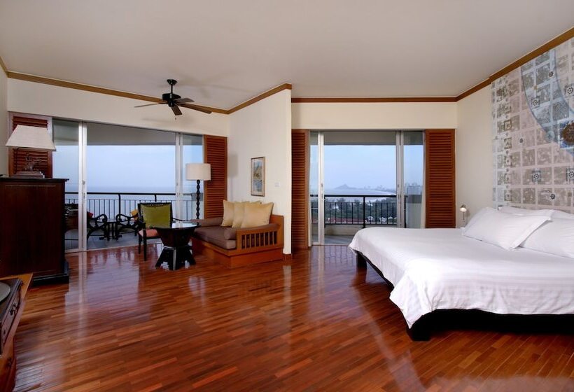 주니어 스위트 바다 전망, Hilton Hua Hin Resort & Spa