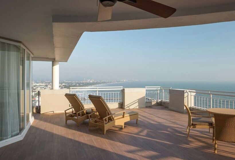 바다 전망 이그제큐티브 스위트, Hilton Hua Hin Resort & Spa