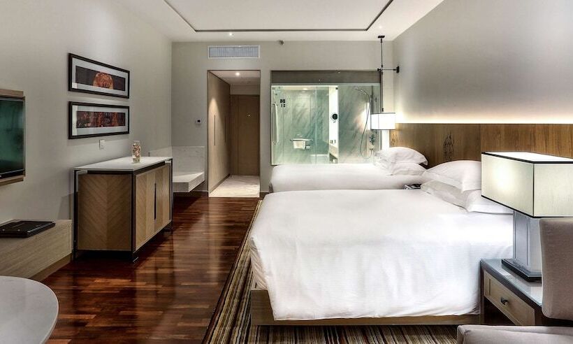 바다전망 이그제큐티브 룸, Hilton Hua Hin Resort & Spa