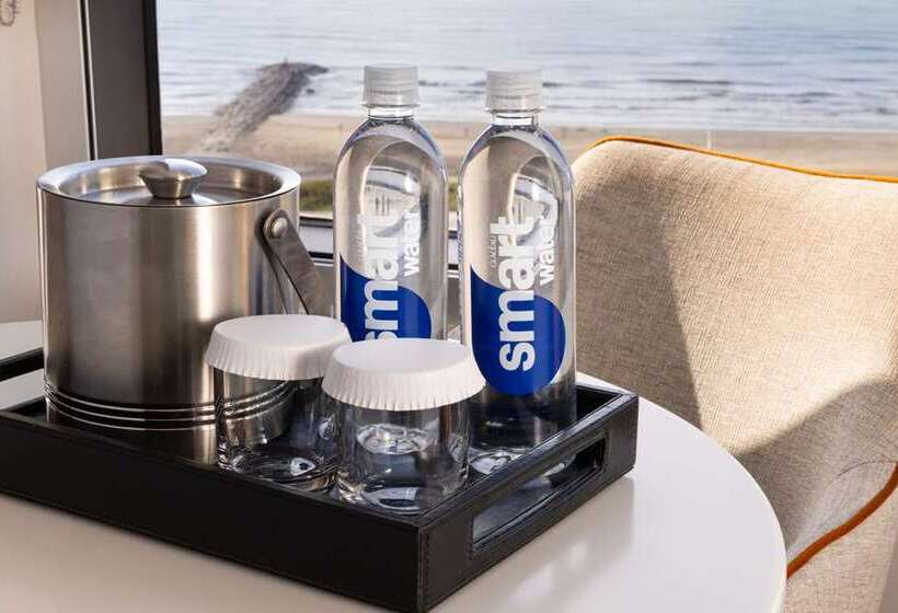 סוויטת ג'וניור אקזקיוטיב, Hilton Hua Hin Resort & Spa