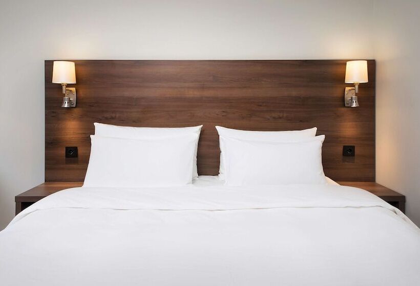 Номер Стандарт, Park Inn By Radisson Oslo Airport Hotel West