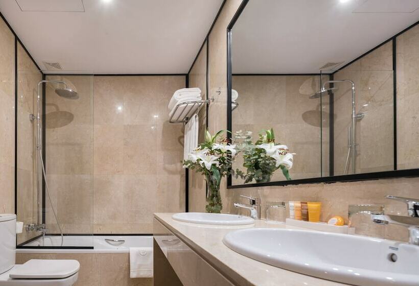 Habitación Triple Estándar, Principe Pio