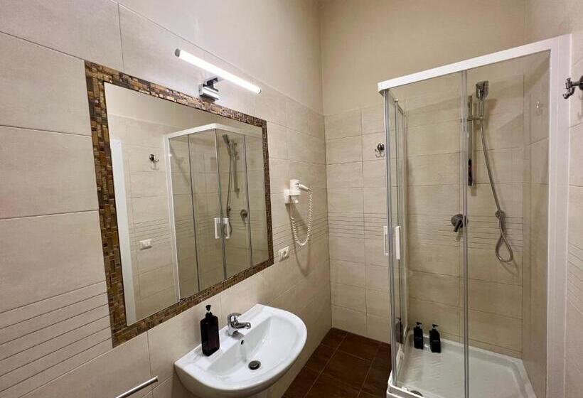 اتاق استاندارد سه نفره, Be Your Home   Guest House Fuori Dal Porto