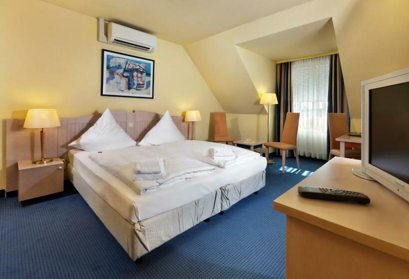 Standard Enkelrum, Tryp By Wyndham Luebeck Aquamarin