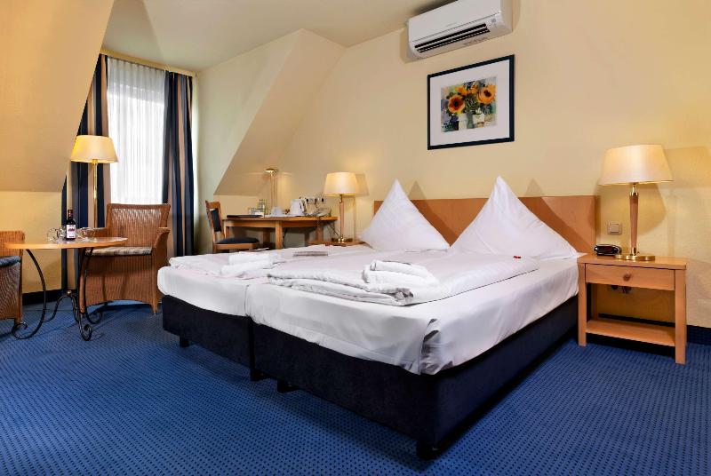 Standard Trippelrum, Tryp By Wyndham Luebeck Aquamarin