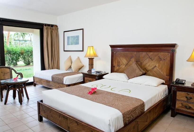 디럭스 스위트 킹 침대, The Naviti Resort