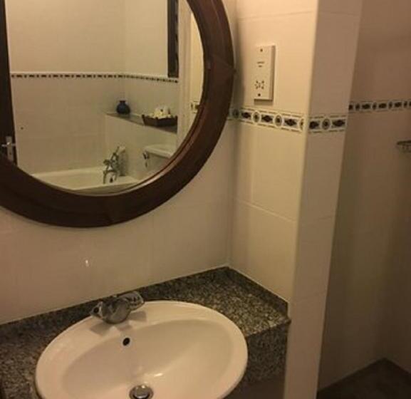 اتاق استاندارد با چشم‌انداز باغ, Voyager Beach Resort