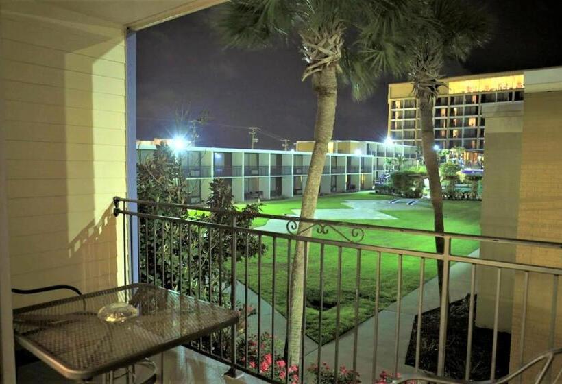 Апартаменты 2 Спальни, Royal Holiday Beach Resort