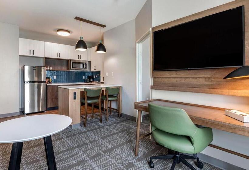 Люкс Адаптированный для Инвалидов, Staybridge Suites Grand Prairie Near Epic Central, An Ihg