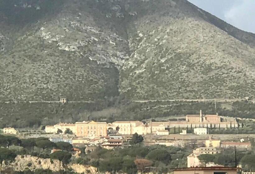 Номер Стандарт, Caserta Royale Apartment
