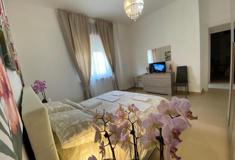 Номер Стандарт, Caserta Royale Apartment