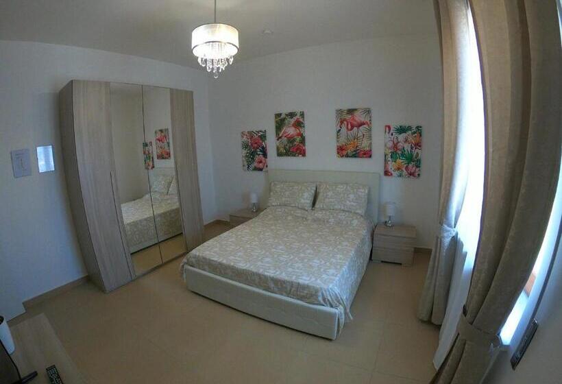 Номер Стандарт, Caserta Royale Apartment