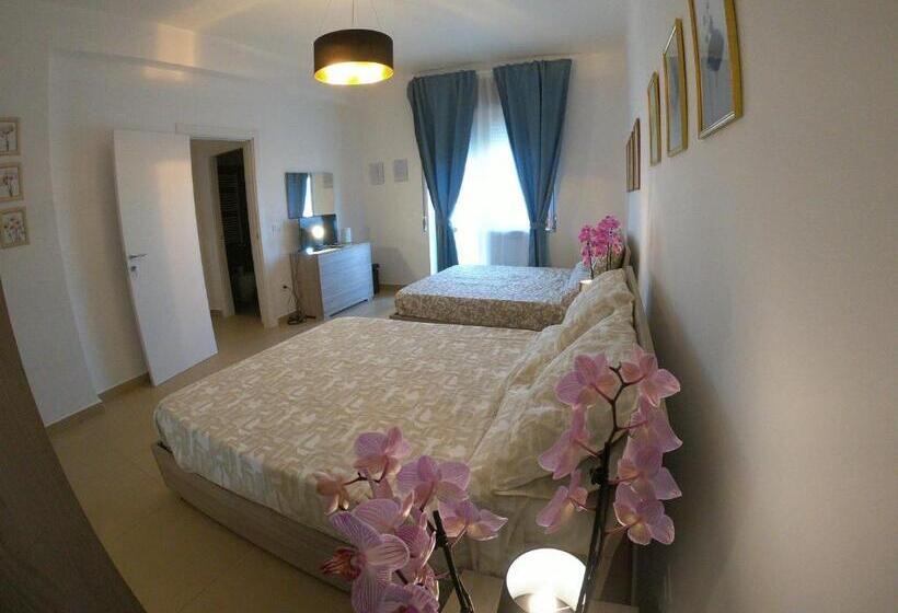 Четырехместный Номер Стандарт, Caserta Royale Apartment