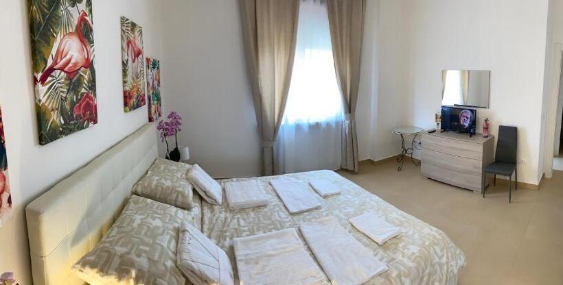 Номер Стандарт, Caserta Royale Apartment