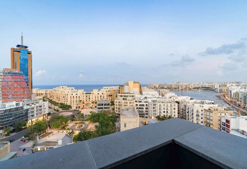 چشم‌انداز دریای سوئیت جونیور پرستیژ, Mercure St. Julian S Malta