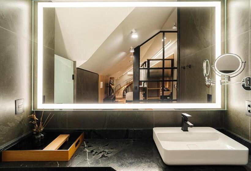 Suite, Bavaria Sport