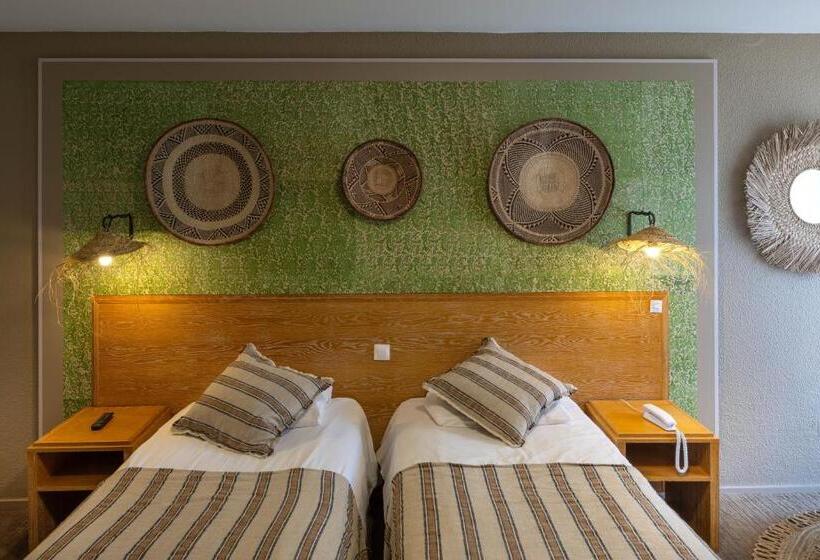 Классический Номер, Garrigae Manoir De Beauvoir Poitiers Sud   Hotel & Spa