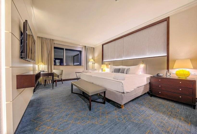 Классический Номер, Intercontinental Warszawa, An Ihg