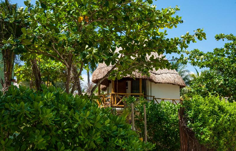 Standard-huone Puutarhanäkymä, Mahekal Beach Front Resort & Spa