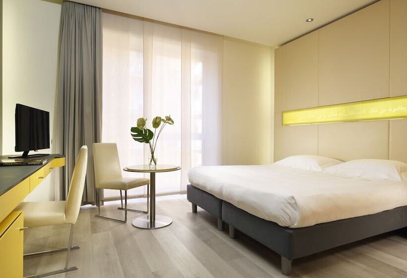 Quarto executivo, Unahotels Bologna Centro