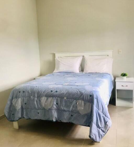 آپارتمان 1 خوابه, Apartahotel Macadana