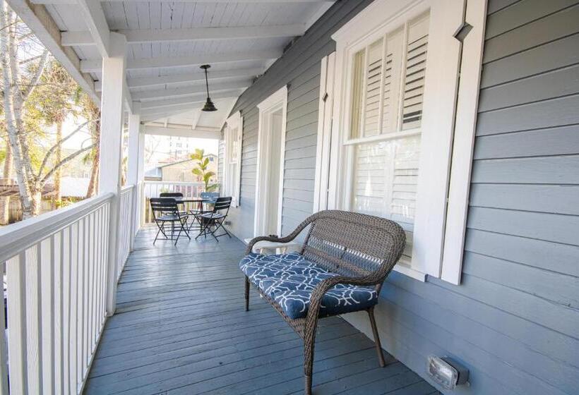Стандартный Номер Кровать Кинг, Hemingway House Bed And Breakfast