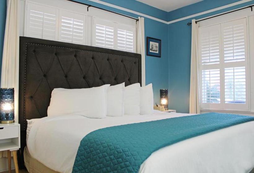 Family Suite, Hemingway House Bed And Breakfast