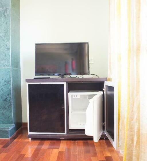 Номер Deluxe Кровать Кинг, Holidays Mirana