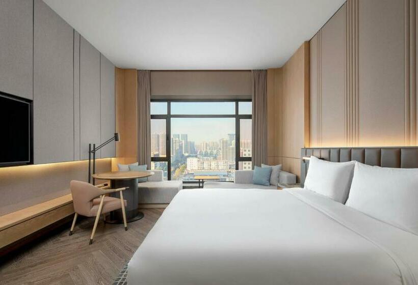 חדר דלוקס,מיטת קינג עם נוף לעיר, Courtyard Taiyuan