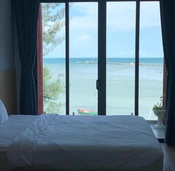 اتاق استاندارد با چشم‌انداز دریا, Aurora Beach House