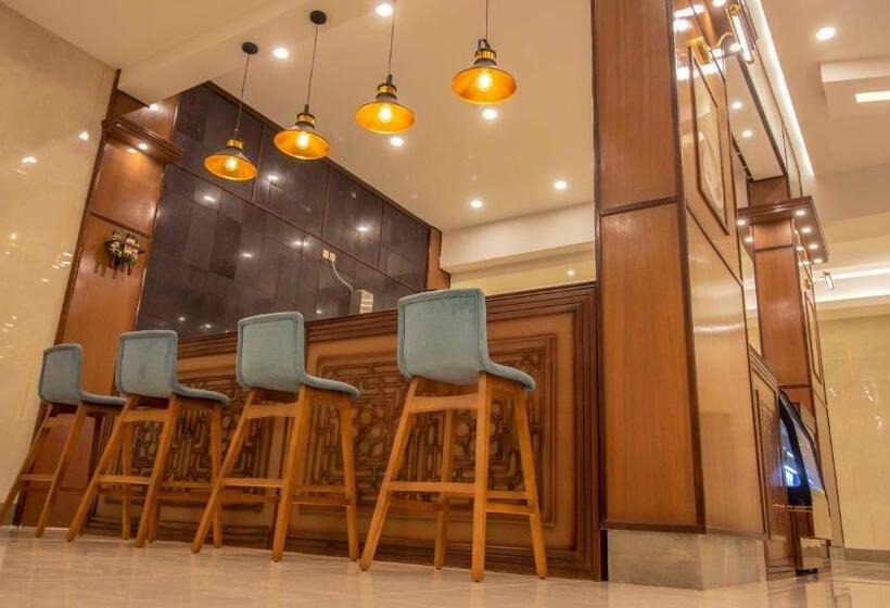 Апартаменты 2 Спальни, Nukhbat Al Makan Apartment