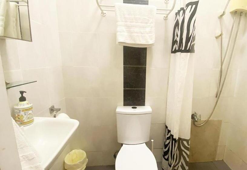 اتاق استاندارد با سرویس بهداشتی مشترک, Little Norway Guesthouse   Mactan Cebu International Airport