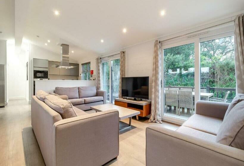 带5个卧室的公寓, Norfolk Woods Resort And Spa