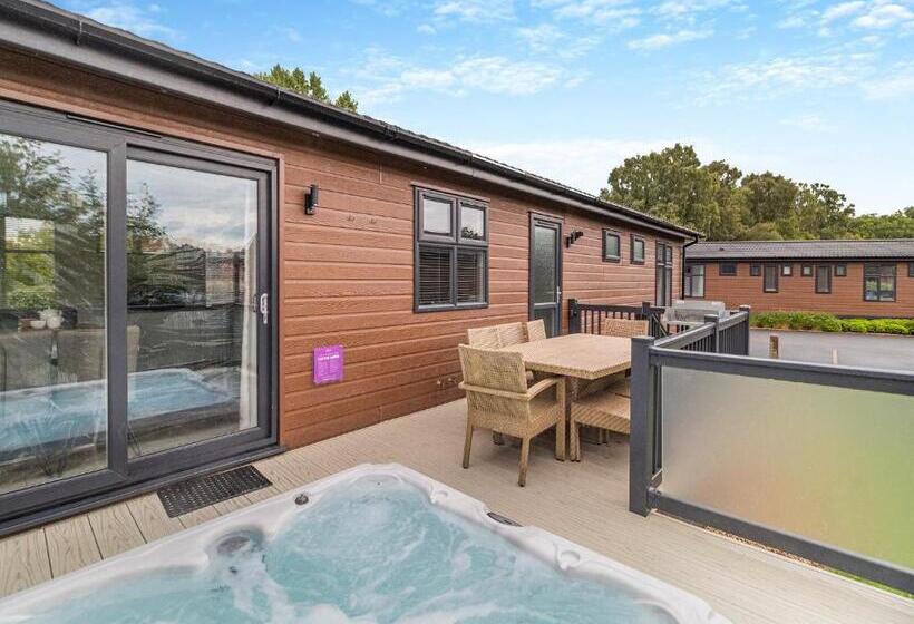 带4个卧室的公寓, Norfolk Woods Resort And Spa