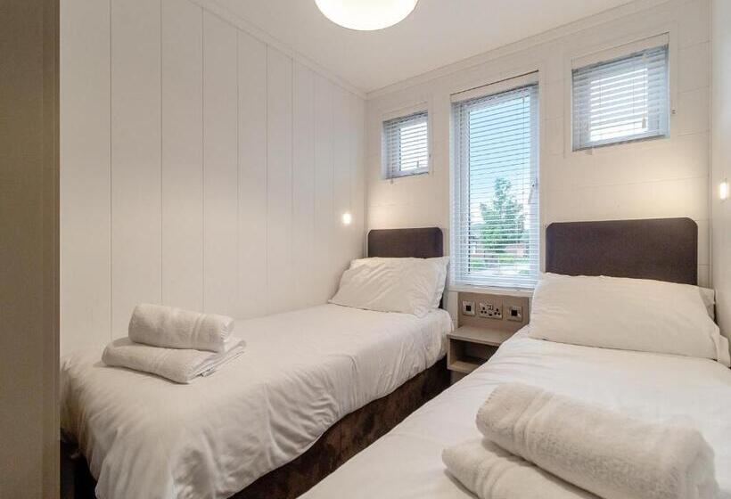 带4个卧室的公寓, Norfolk Woods Resort And Spa