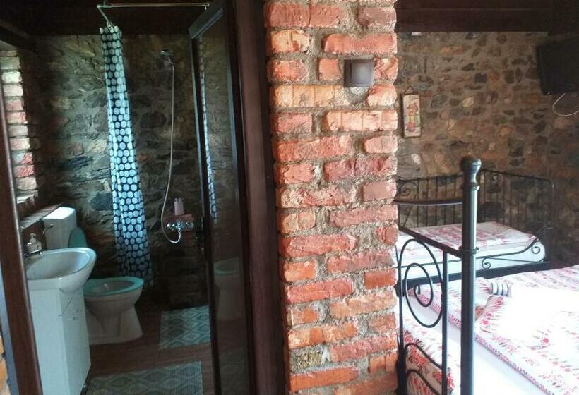 اتاق استاندارد سه نفره, Casa Soseco
