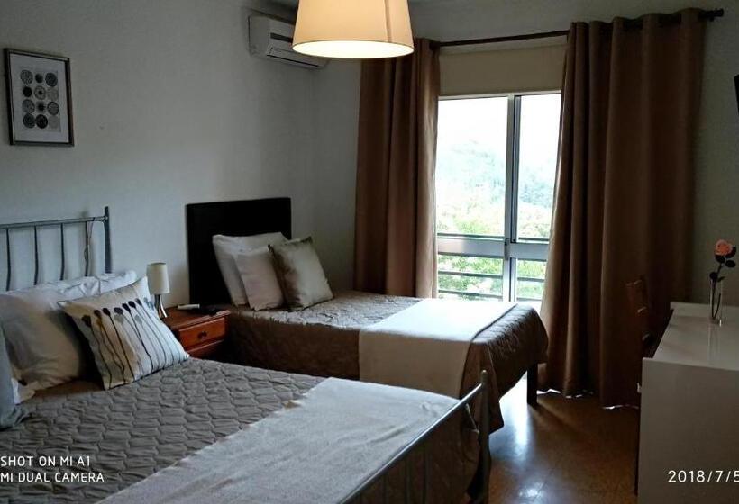标准三人间, Residencial Do Rita Em Rio Caldo