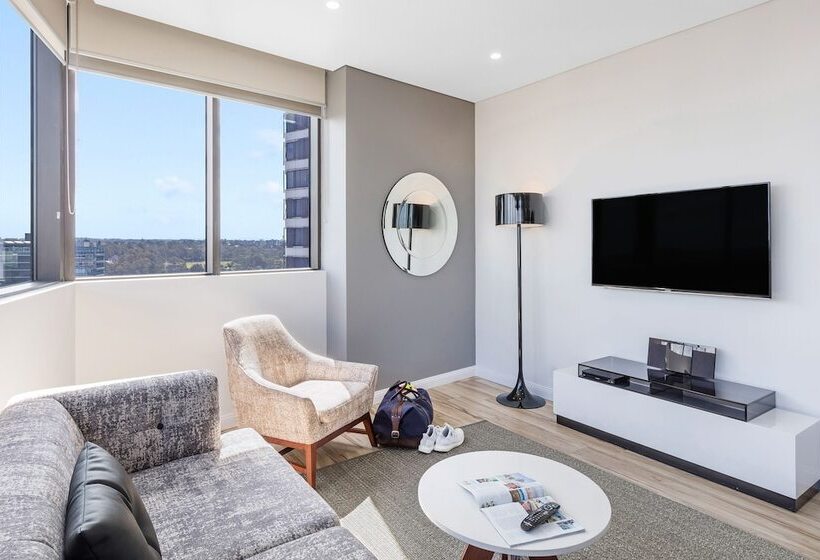 Люкс Повышенной Комфортности, Meriton Suites Church Street, Parramatta