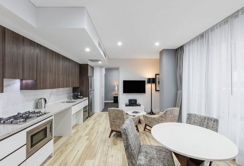Люкс Адаптированный для Инвалидов, Meriton Suites Church Street, Parramatta