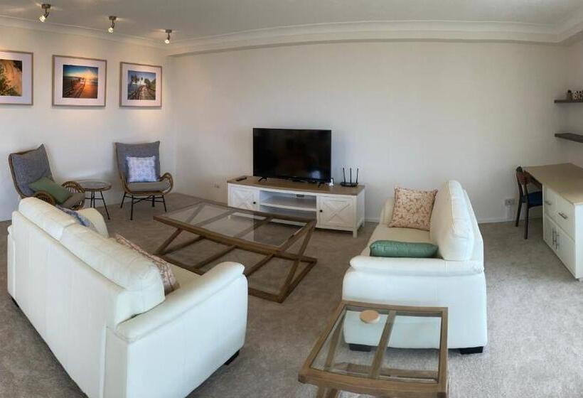 海の見える１ベッドルームアパートメント, Burgess @ Kings Beach Apartments