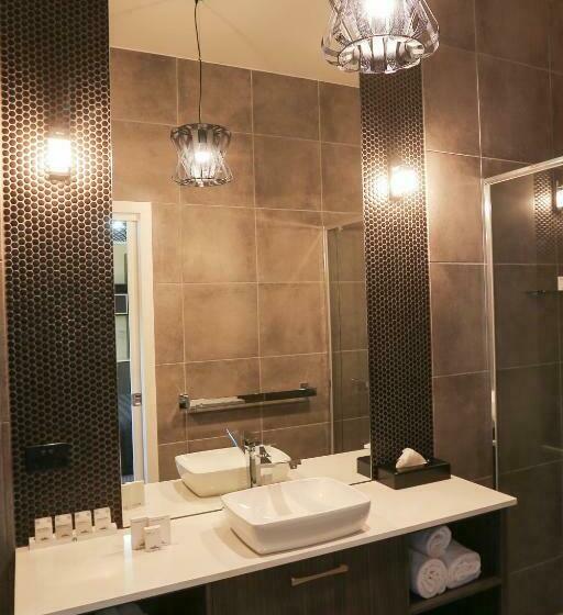 Студио Стандарт с Балконом, Indulge Apartments  Cbd