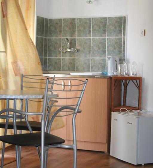 Студия Стандарт, Guest House Sokratovi