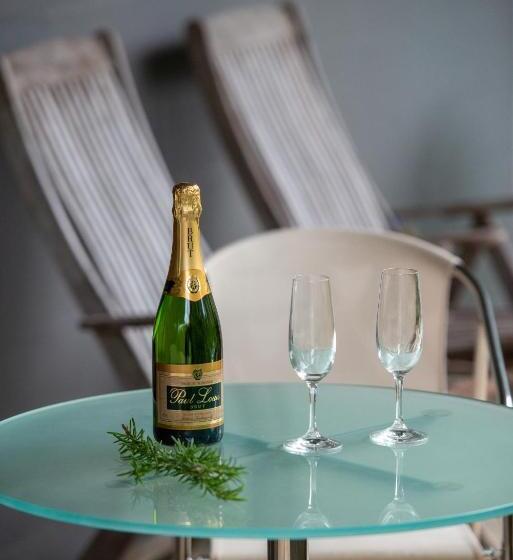 자쿠지 스위트, Rhyll Haven Luxury Getaway Apartments