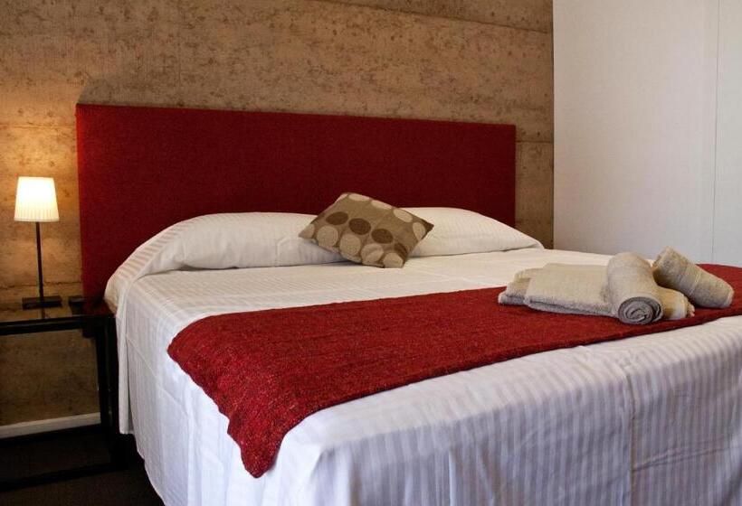 스탠다드 룸 킹사이즈 침대, Crossroads Ecomotel