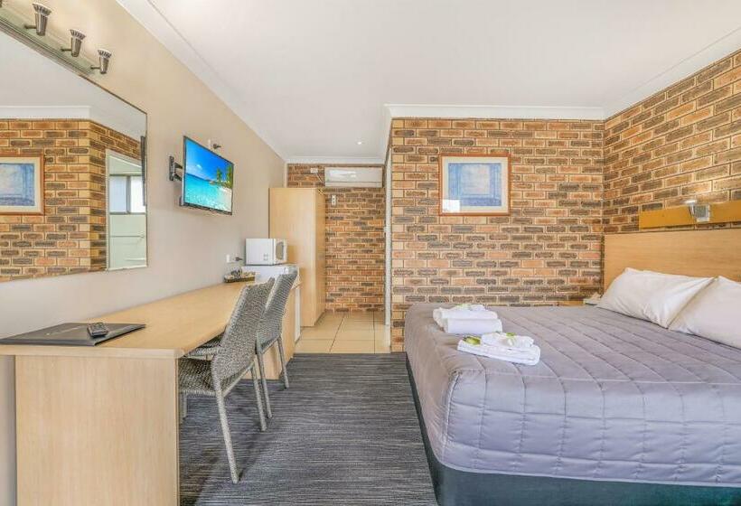Номер Стандарт, Stagecoach Inn Motel