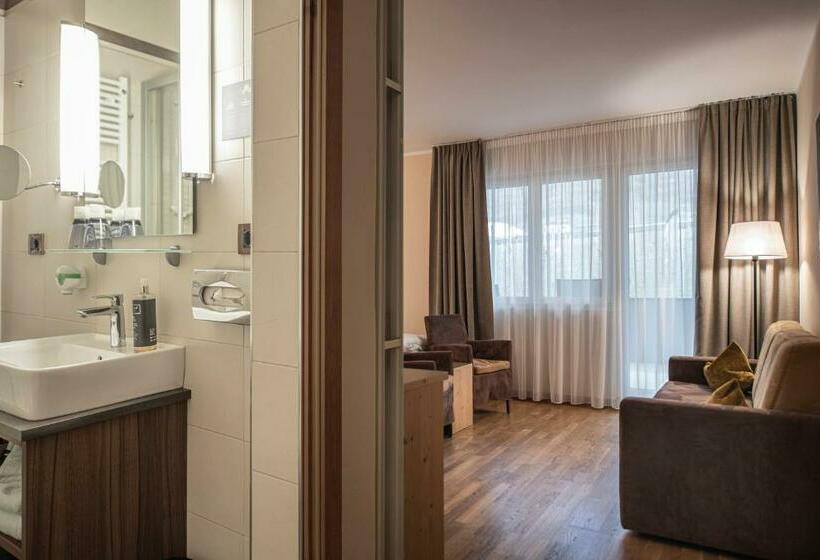 标准间带阳台, Vitalpina Hotel Waldhof