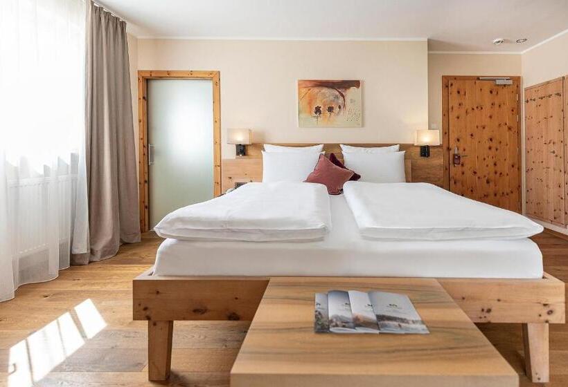 Номер Стандарт Вид на Горы, Vitalpina Hotel Waldhof