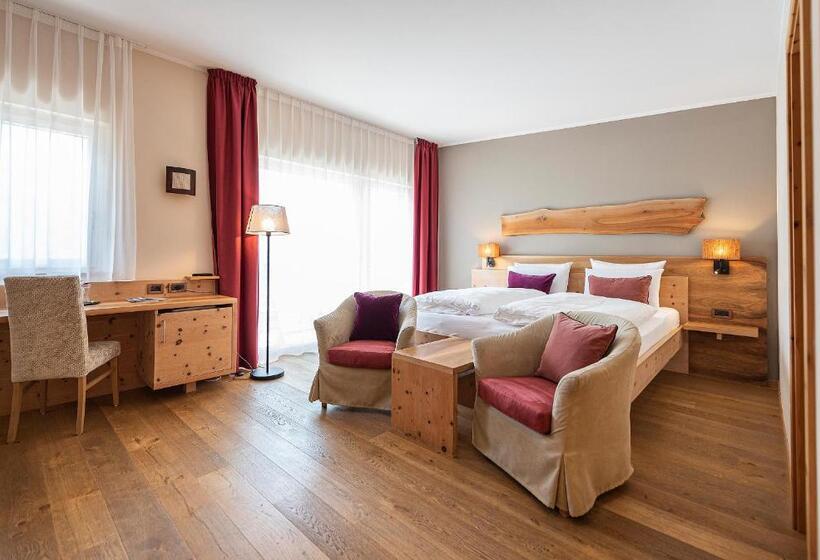 Номер Стандарт с Балконом, Vitalpina Hotel Waldhof