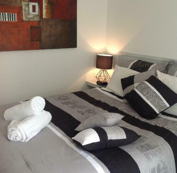 Номер Стандарт, Motel Farnboro